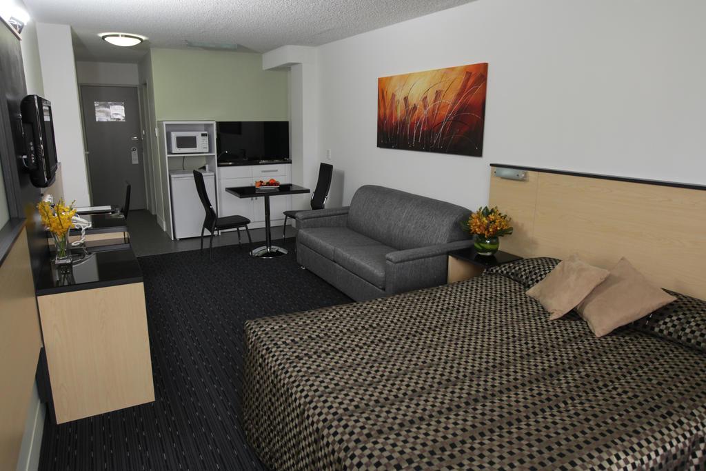 Comfort Inn & Suites Goodearth Perth Exterior photo