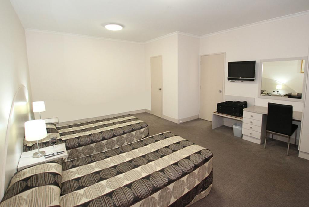 Comfort Inn & Suites Goodearth Perth Exterior photo